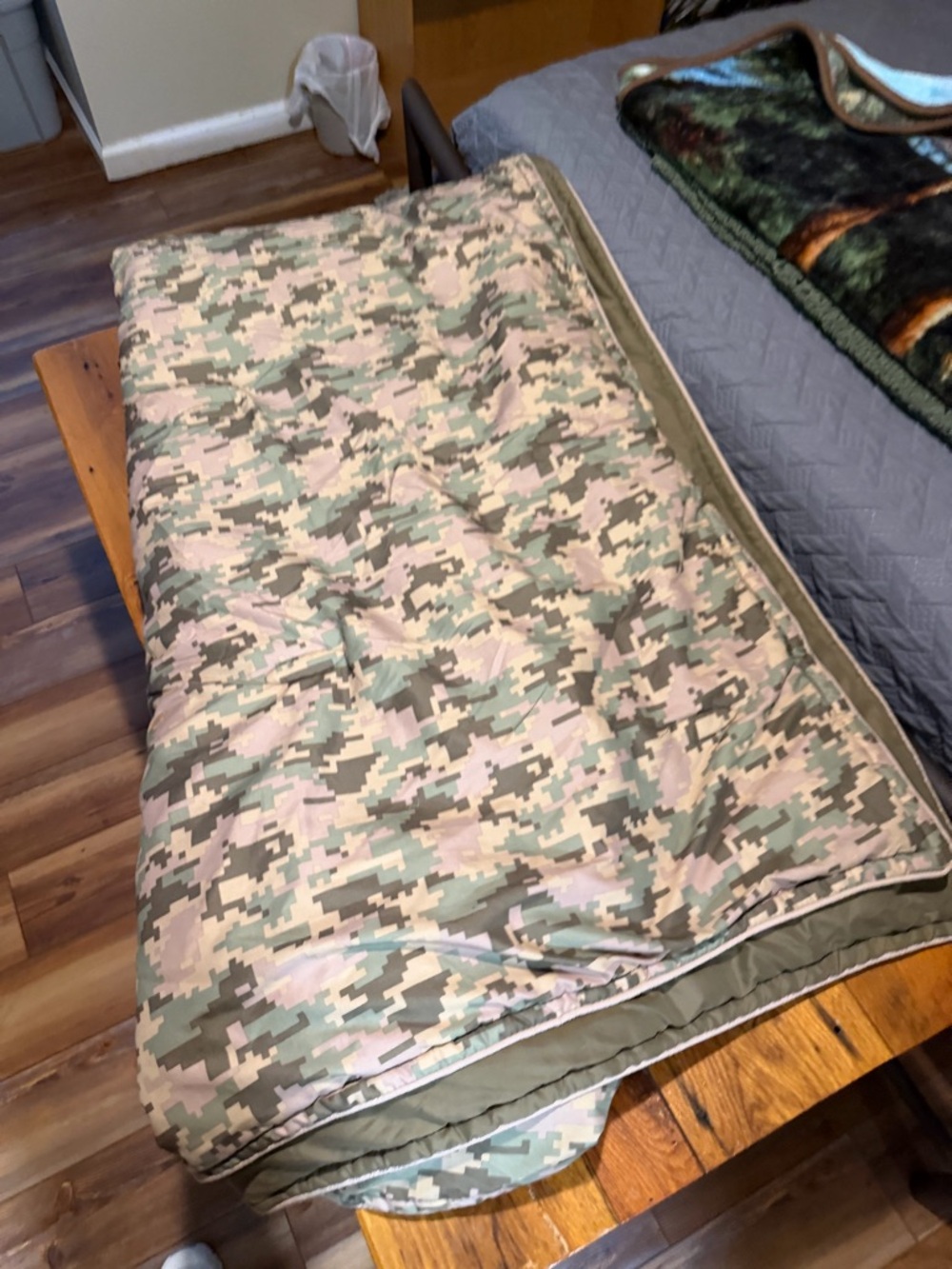 Full size comforter